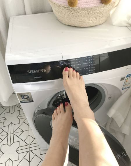 裸体瑜伽老师展示视频_DVD在线观看高清
