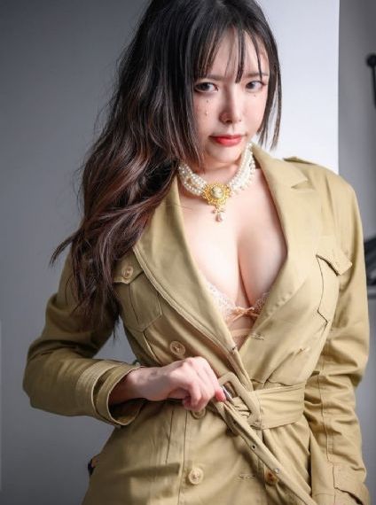精品久久亚洲一级α_高清完整版