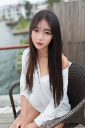 天天操天天色综合_BD韩语高清迅雷在线观看